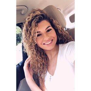 Meet your Posher, Christina